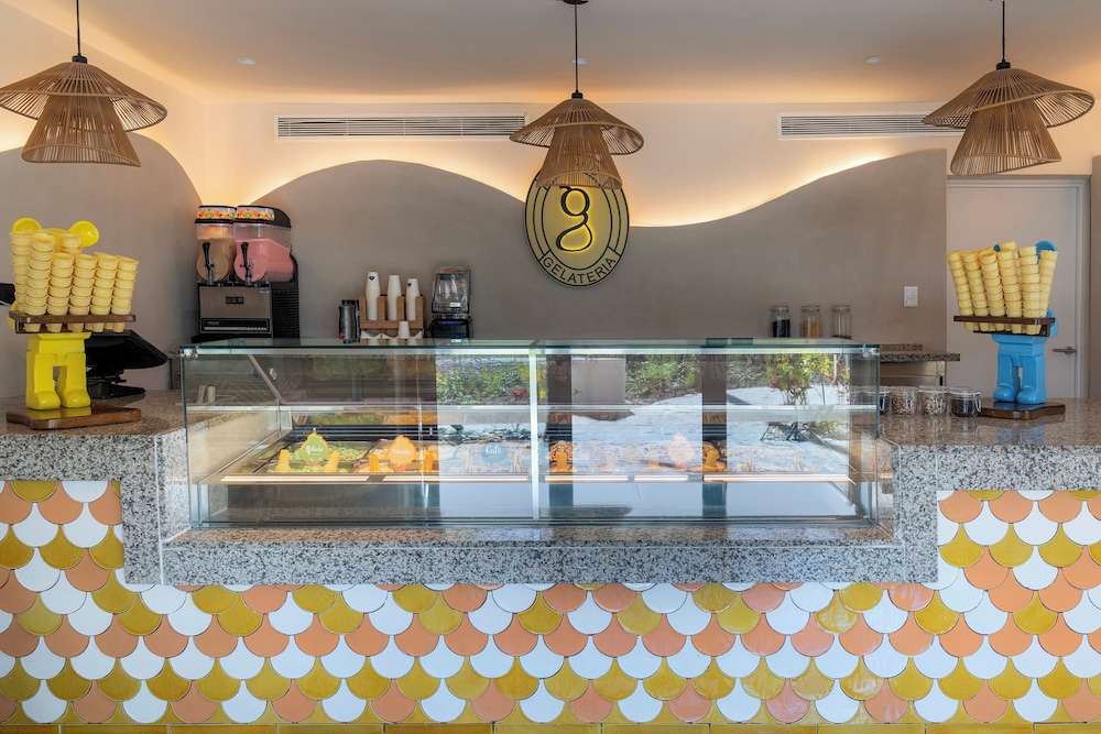 Grand Palladium Select Bávaro - All Inclusive — Restaurant & bars in Bavaro, La Altagracia