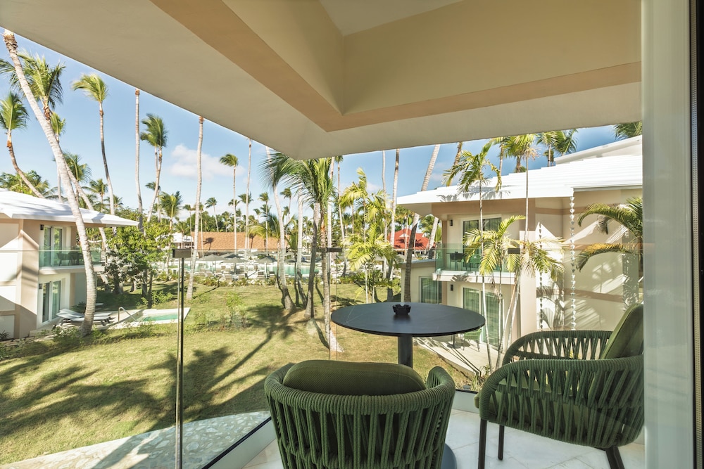 Grand Palladium Select Bávaro - All Inclusive — Hotel building in Bavaro, La Altagracia