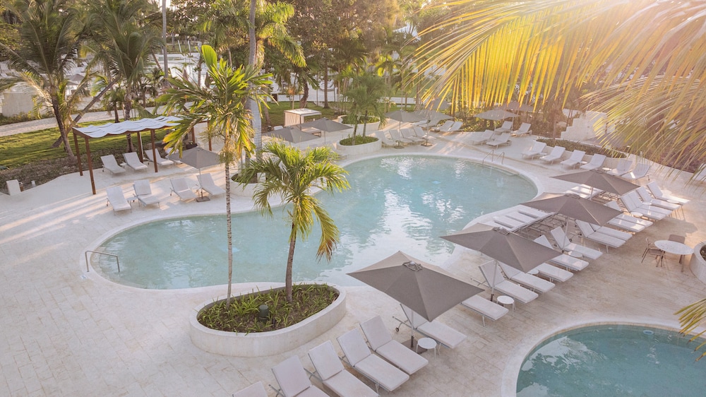 Grand Palladium Select Bávaro - All Inclusive — Swimming pool in Bavaro, La Altagracia