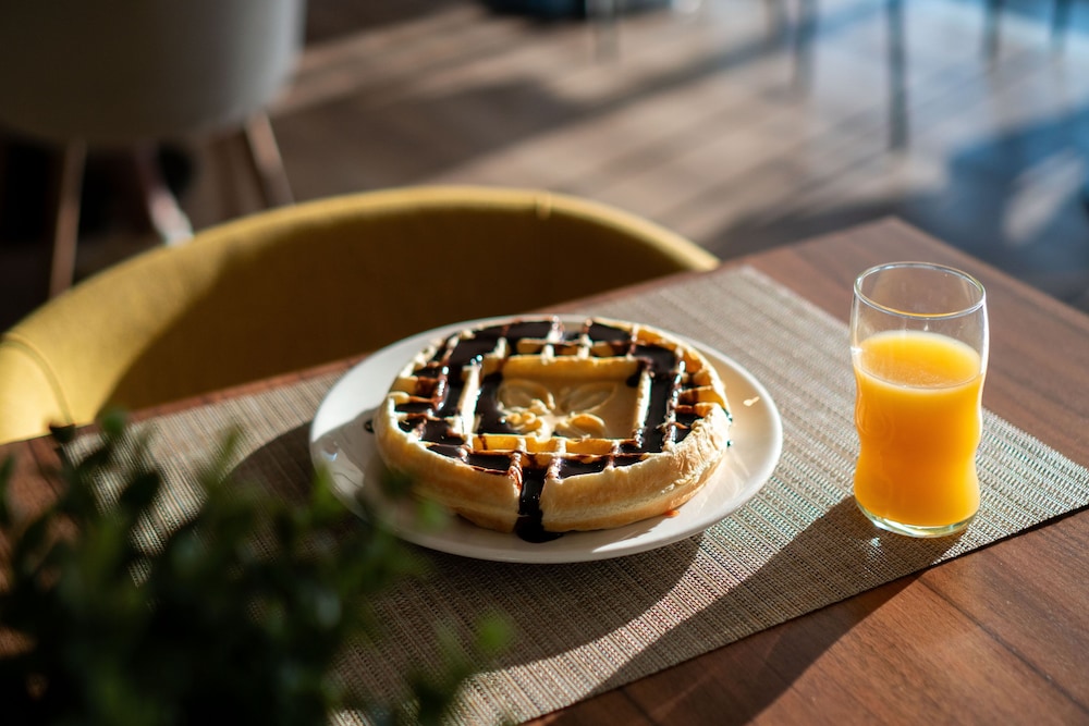 Hilton Garden Inn Sevilla — Restaurant & bars in Seville, Andalusia