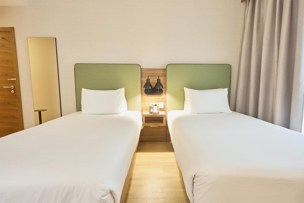 Hilton Garden Inn Sevilla — Hotel rooms in Seville, Andalusia