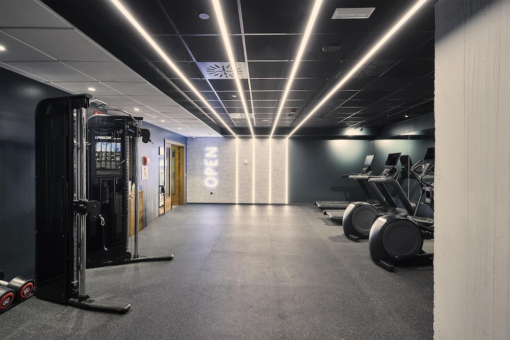 Hilton Garden Inn Sevilla — Sports & recreation in Seville, Andalusia