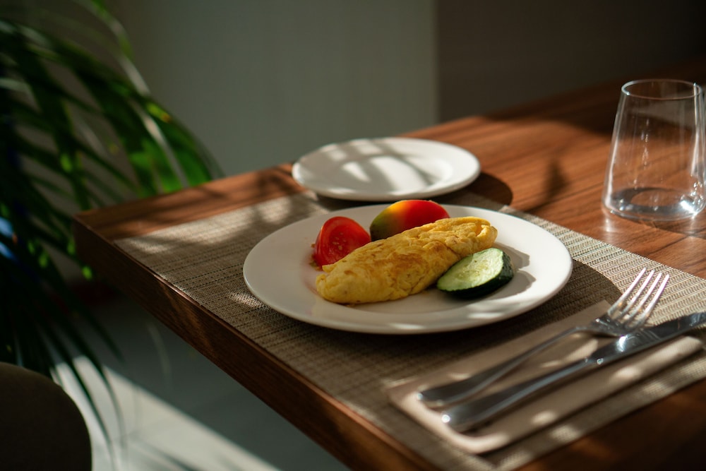 Hilton Garden Inn Sevilla — Restaurant & bars in Seville, Andalusia
