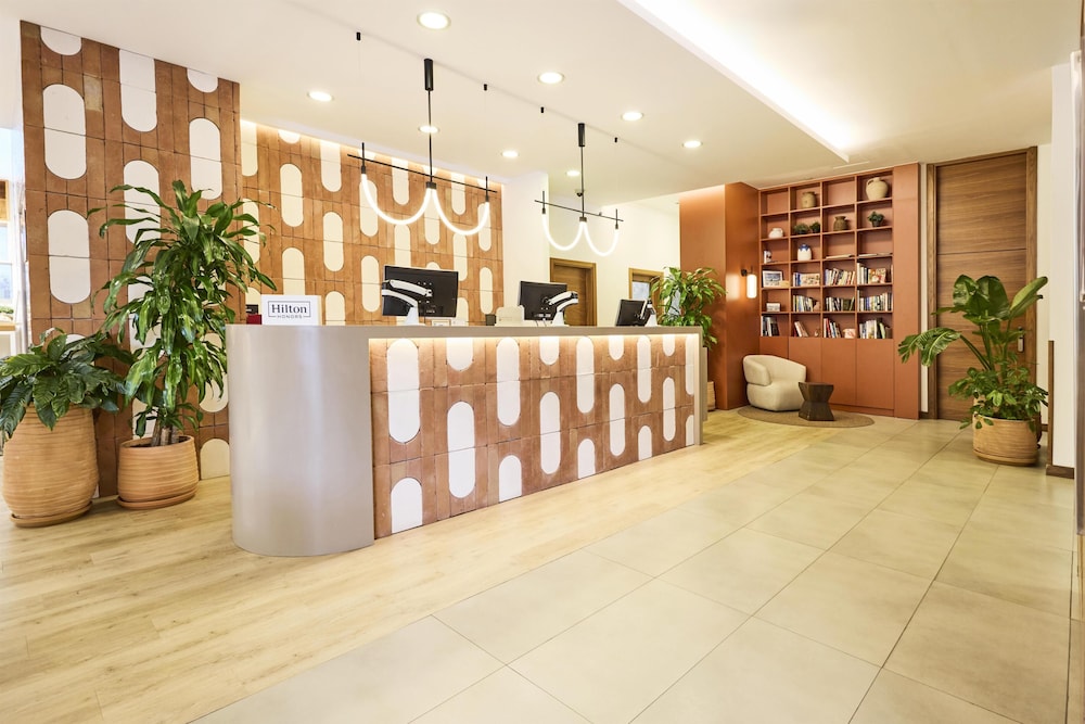 Hilton Garden Inn Sevilla — Hotel building in Seville, Andalusia