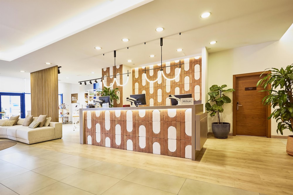 Hilton Garden Inn Sevilla — Hotel building in Seville, Andalusia