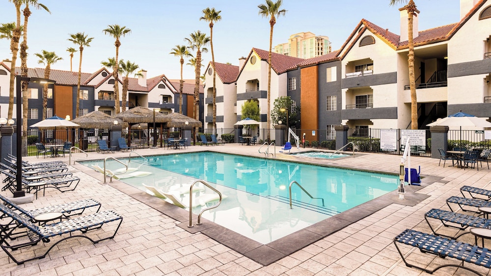 Holiday Inn Club Vacations at Desert Club Resort by IHG — Swimming pool in Las Vegas, Nevada