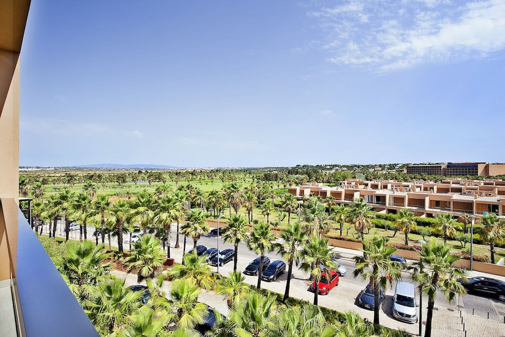Wine & Books by the sea — Attractions in the area in Albufeira, Faro