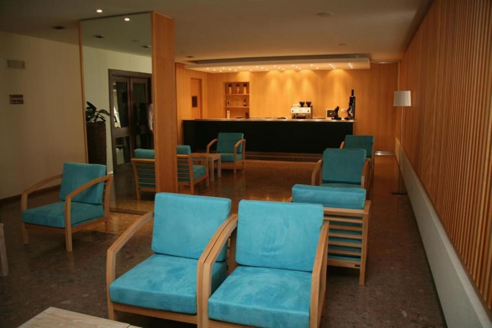 INATEL Albufeira — Restaurant & bars in Albufeira, Faro