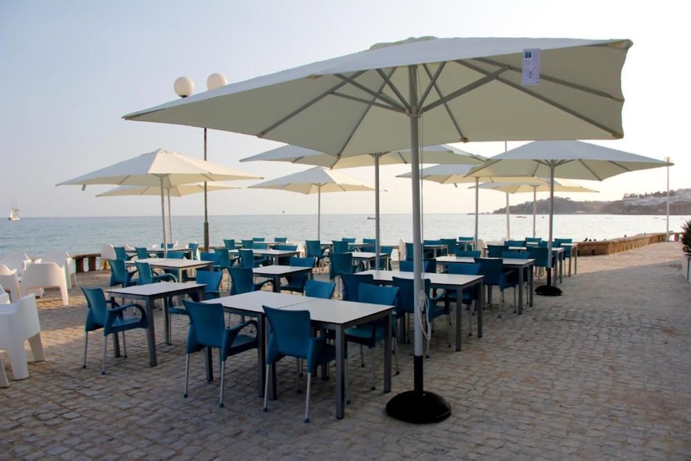 INATEL Albufeira — Restaurant & bars in Albufeira, Faro