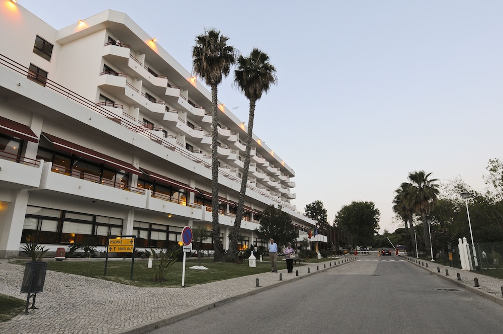 INATEL Albufeira — Hotel building in Albufeira, Faro