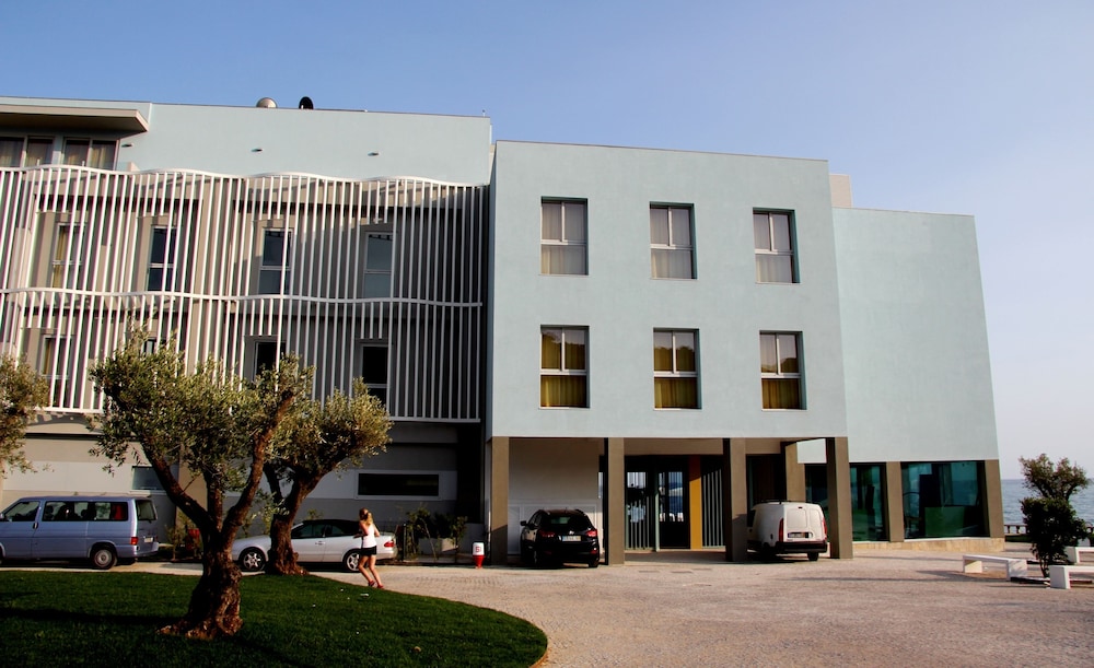 INATEL Albufeira — Hotel building in Albufeira, Faro
