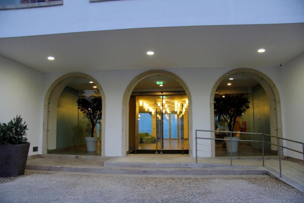 INATEL Albufeira — Hotel building in Albufeira, Faro