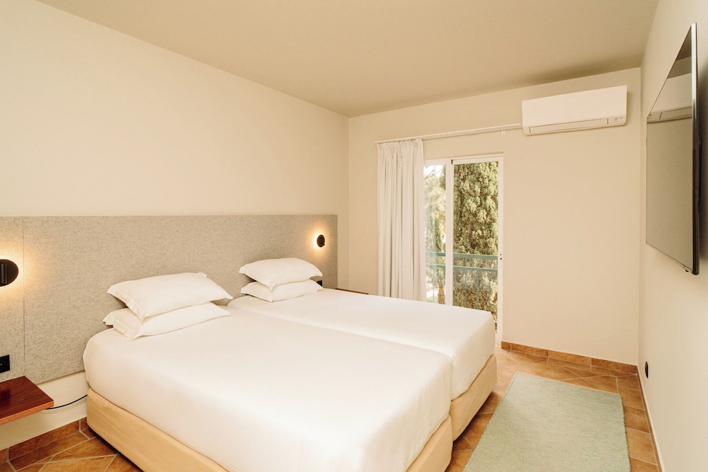 Vale del Rei Hotel & Villas — Hotel rooms in Carvoeiro, Faro