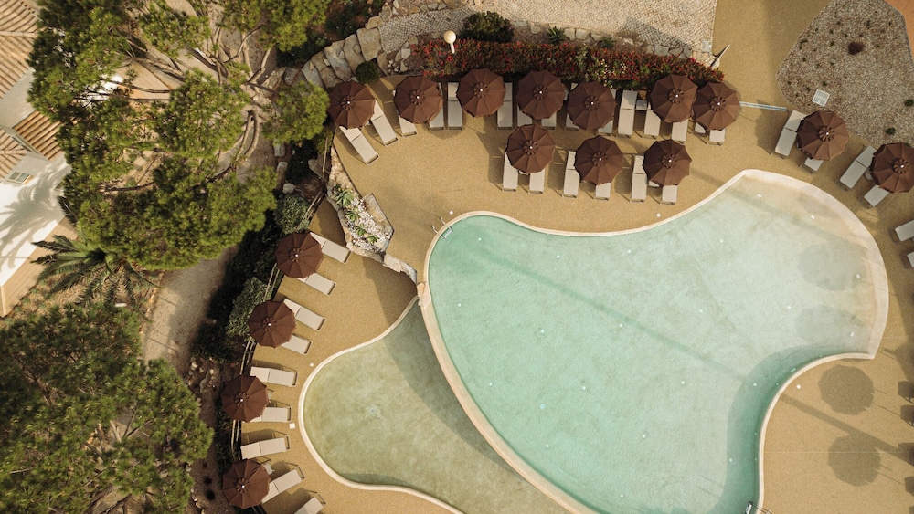 Vale del Rei Hotel & Villas — Swimming pool in Carvoeiro, Faro