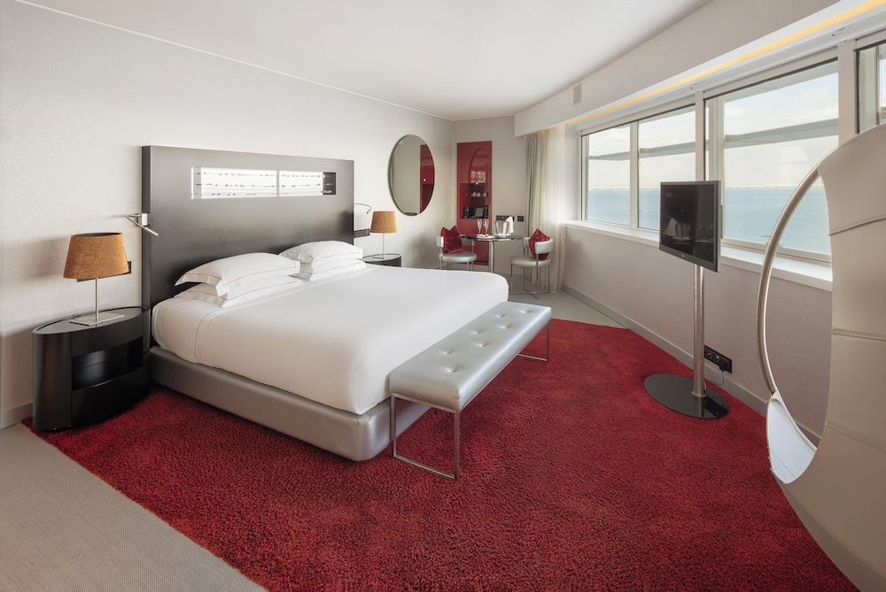 Myriad by SANA Hotels — Hotel rooms in Lisbon, Lisboa