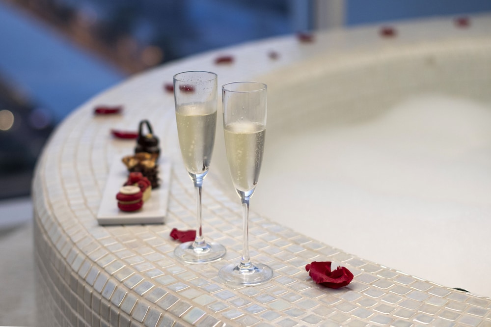Myriad by SANA Hotels — Spa in Lisbon, Lisboa