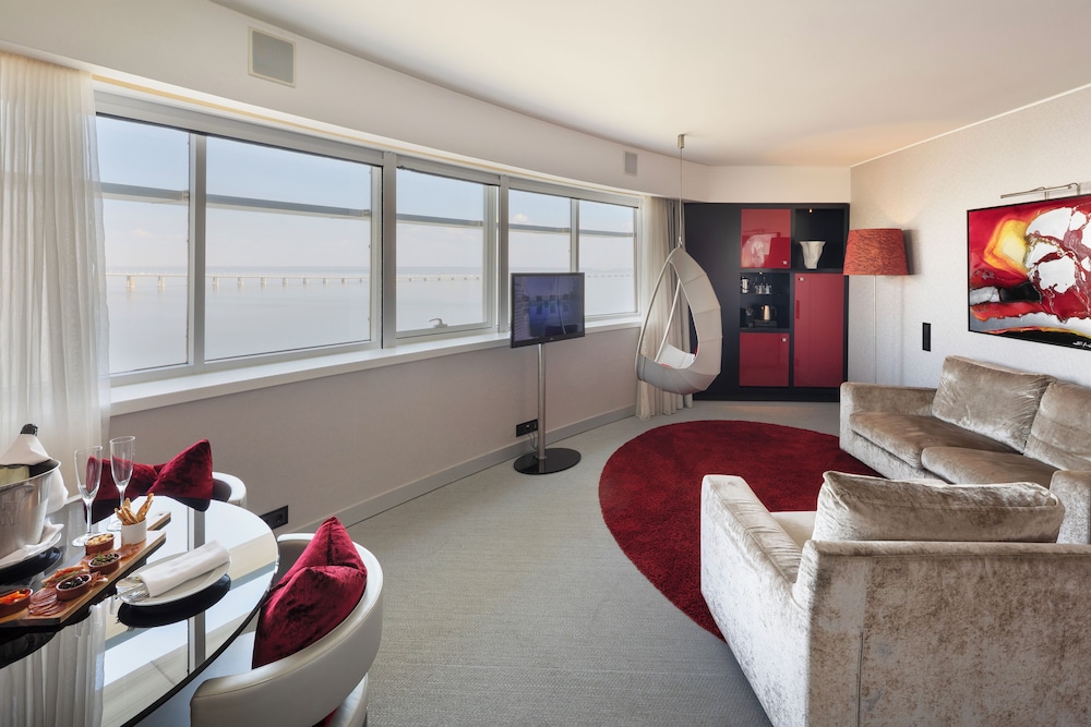 Myriad by SANA Hotels — Hotel rooms in Lisbon, Lisboa