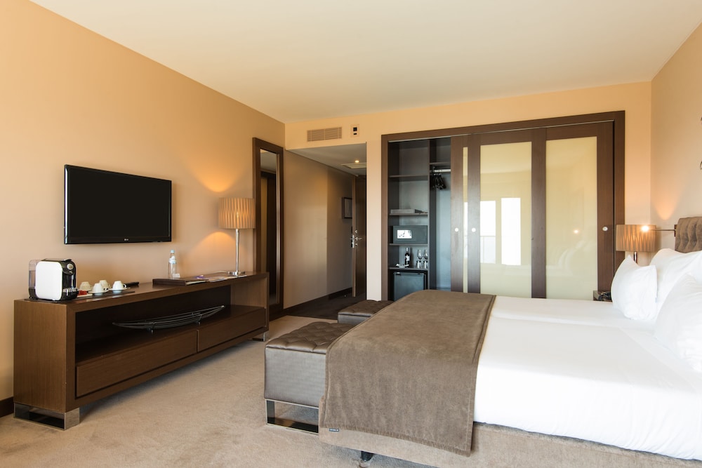 Vila Gale Collection Palacio dos Arcos Hotel — Hotel rooms in Oeiras, Lisboa