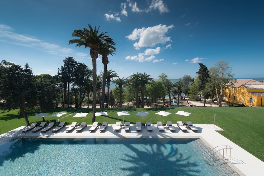Vila Gale Collection Palacio dos Arcos Hotel