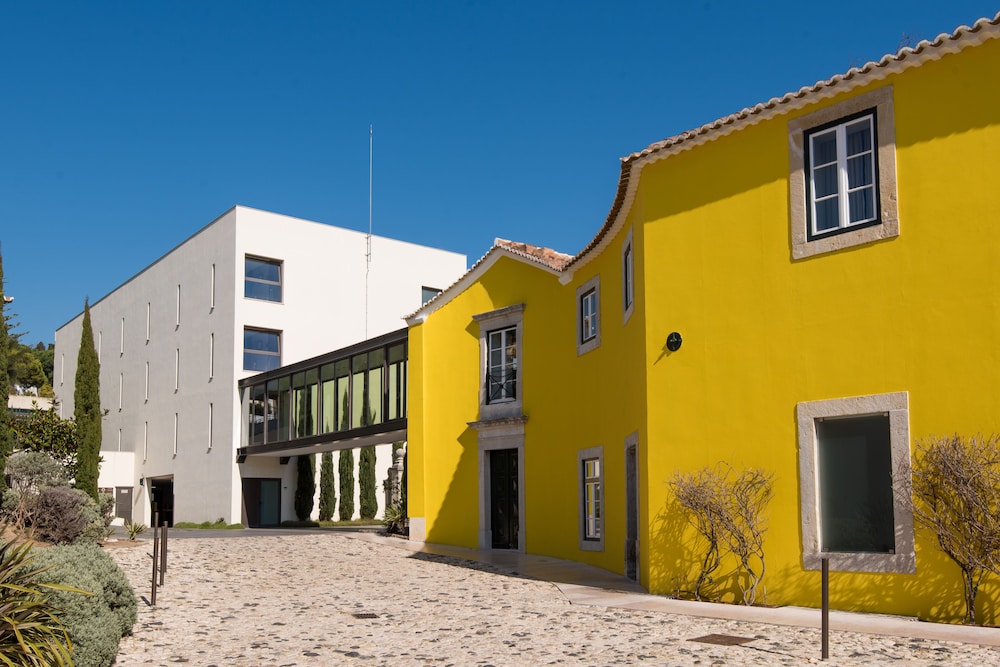Vila Gale Collection Palacio dos Arcos Hotel — Hotel building in Oeiras, Lisboa