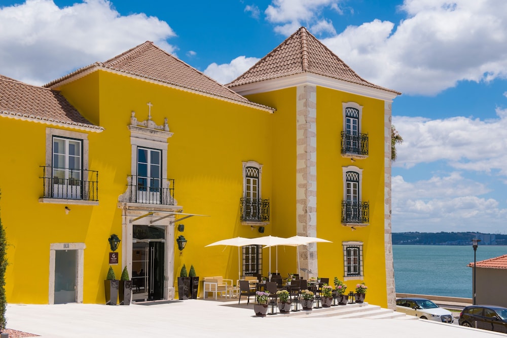 Vila Gale Collection Palacio dos Arcos Hotel — Hotel building in Oeiras, Lisboa