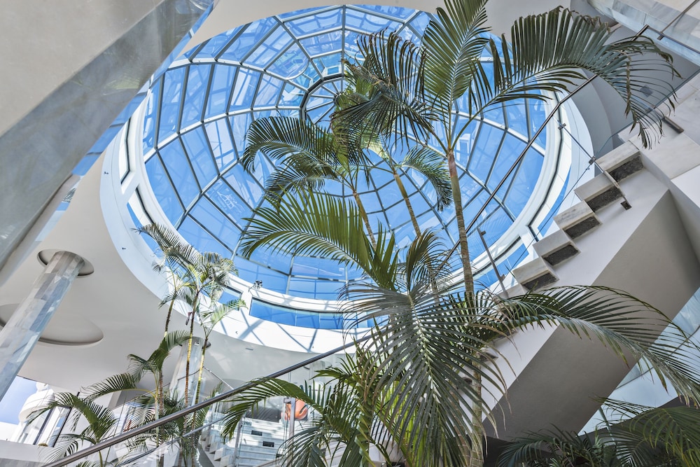 Elba Lanzarote Royal Village Resort — Hotel building in Playa Blanca, Canary Islands