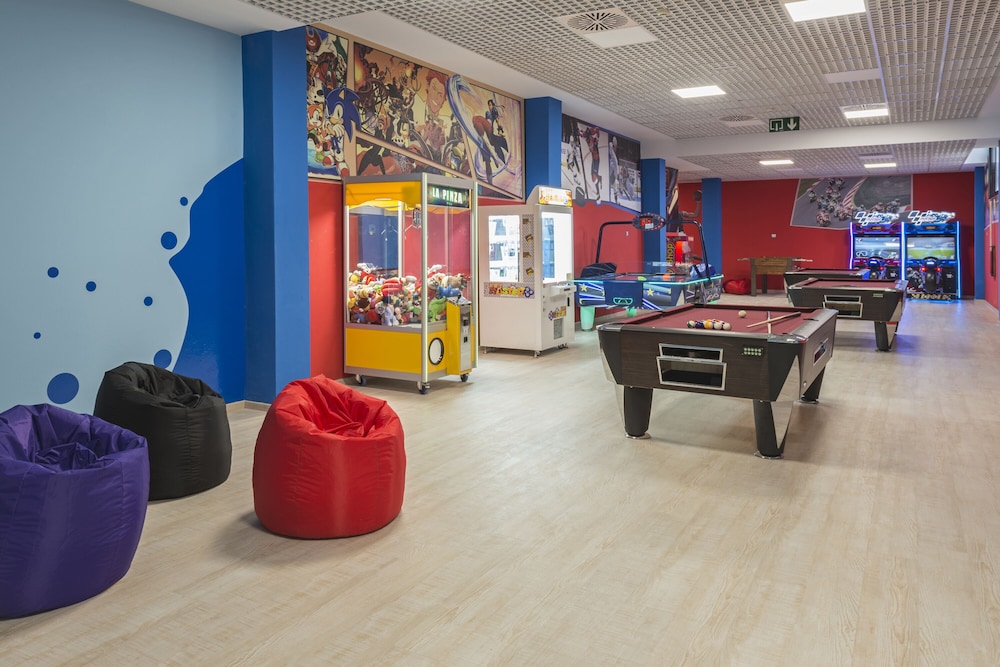 Elba Lanzarote Royal Village Resort — Sports & recreation in Playa Blanca, Canary Islands
