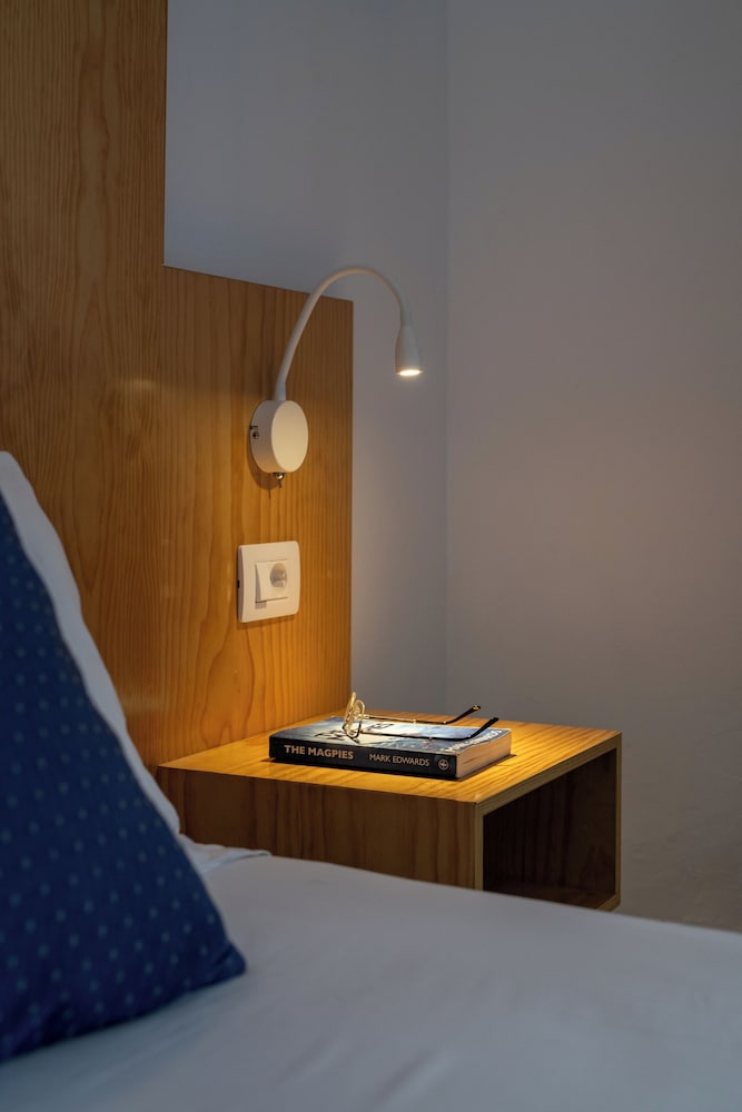 Ereza Apartamentos Los Hibiscos - Adults Only — Hotel rooms in Puerto del Carmen, Canary Islands