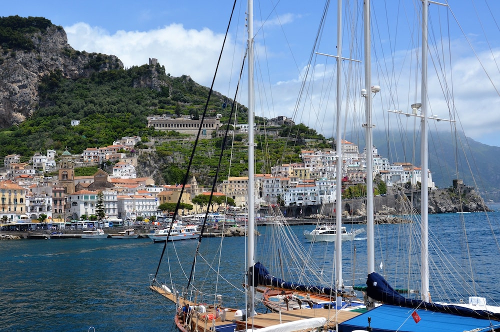 Hotel La Bussola — Attractions in the area in Amalfi, Campania