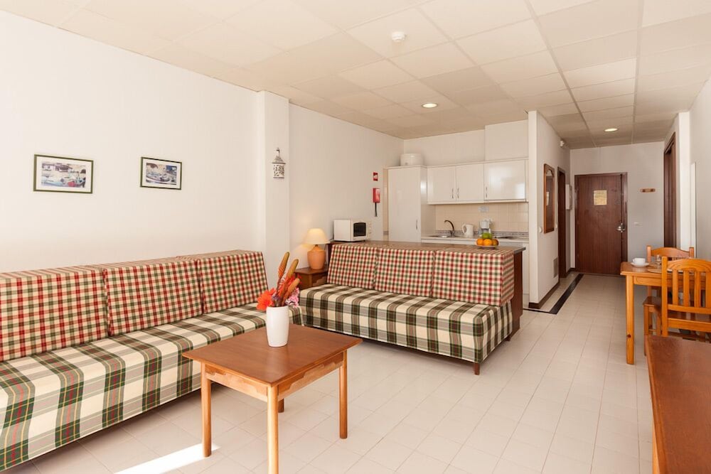 Apartamentos do Parque — Hotel rooms in Albufeira, Faro
