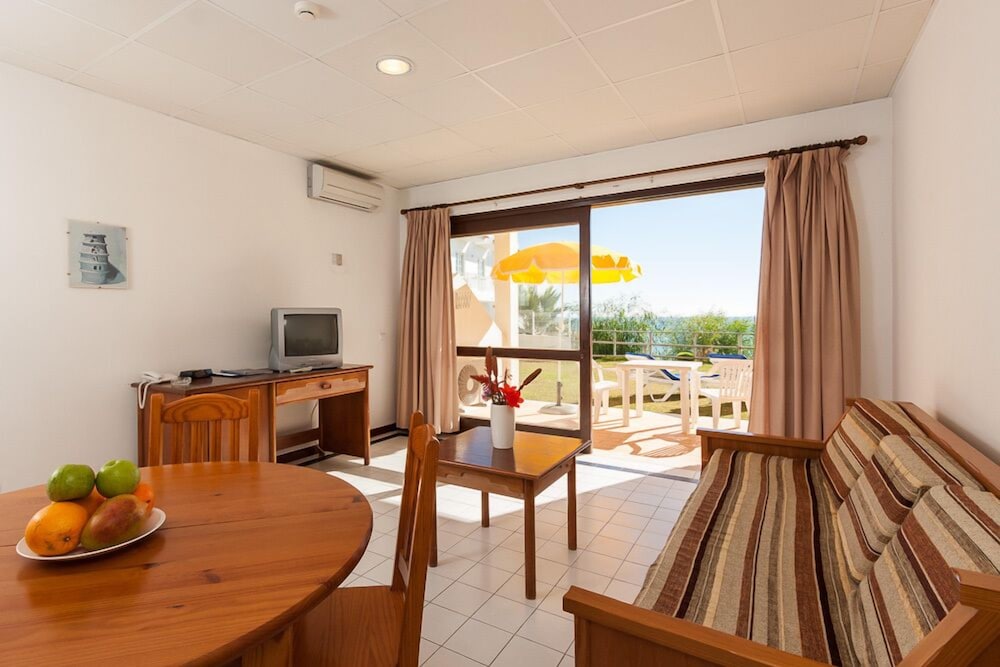 Apartamentos do Parque — Hotel rooms in Albufeira, Faro