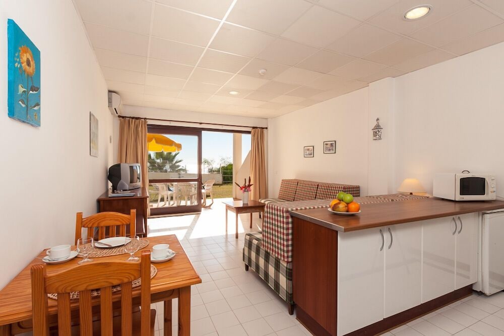 Apartamentos do Parque — Hotel rooms in Albufeira, Faro