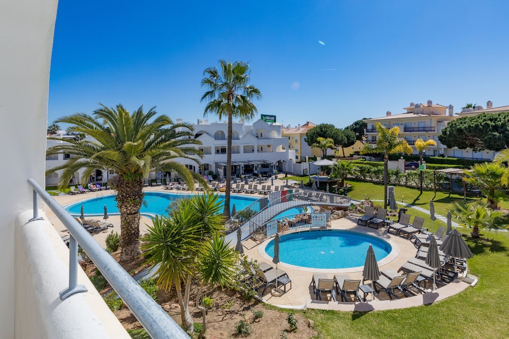 Natura Algarve Club — Swimming pool in Albufeira, Faro
