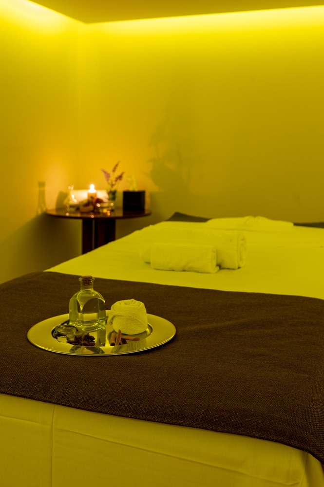 Vila Gale Nautico Resort Hotel — Spa in Armação de Pêra, Faro