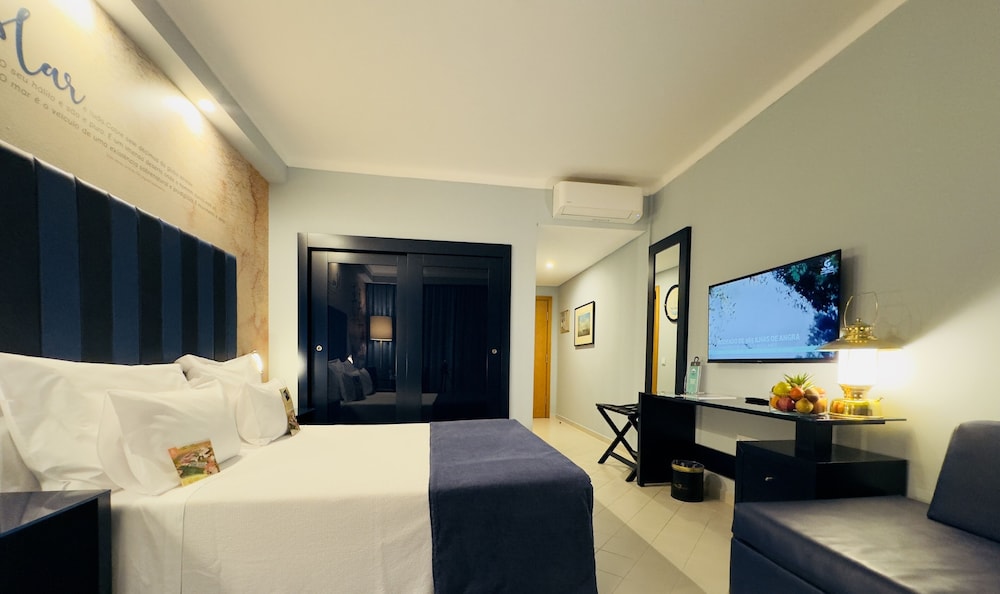 Vila Gale Nautico Resort Hotel — Hotel rooms in Armação de Pêra, Faro