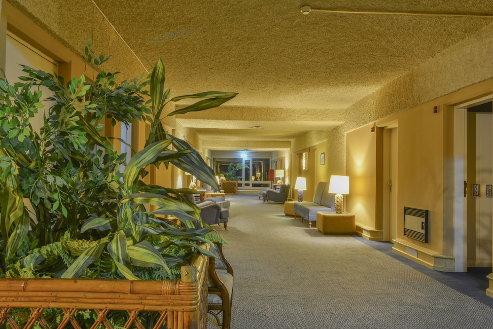 Carvoeiro Garden Hotel — Hotel building in Carvoeiro, Faro