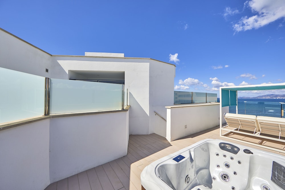 Hotel Negresco Playa de Palma - Adults Only — Spa in Playa de Palma, Balearic Islands