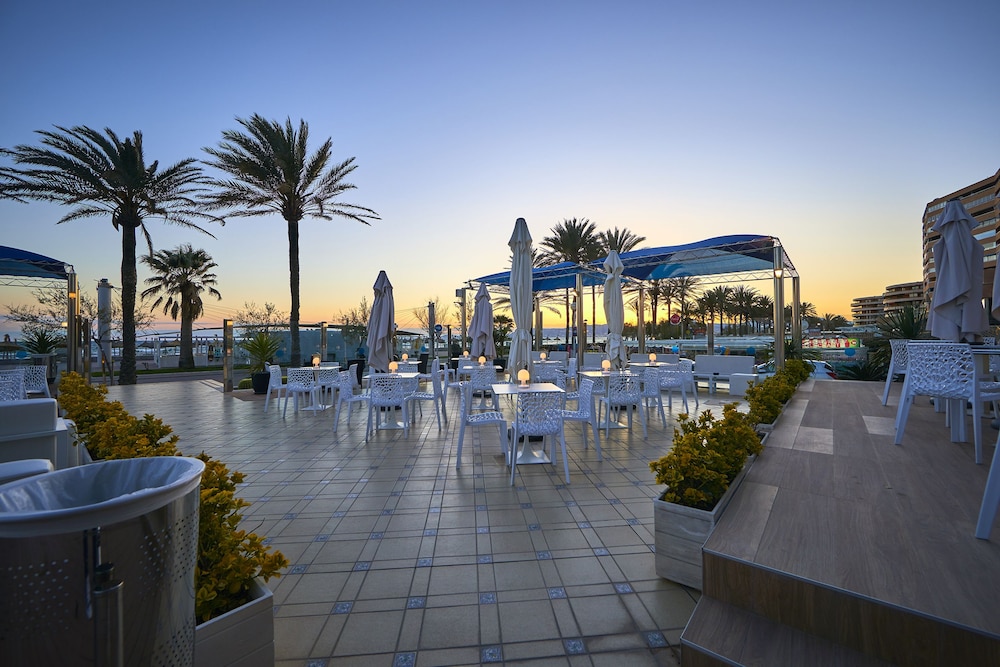 Hotel Negresco Playa de Palma - Adults Only — Restaurant & bars in Playa de Palma, Balearic Islands