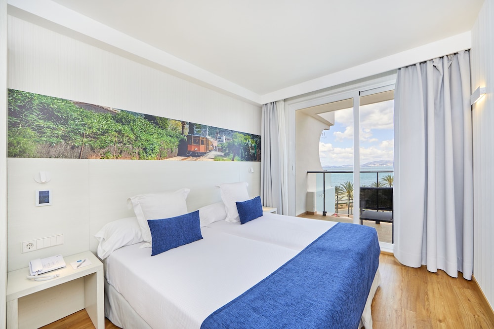 Hotel Negresco Playa de Palma - Adults Only — Hotel rooms in Playa de Palma, Balearic Islands