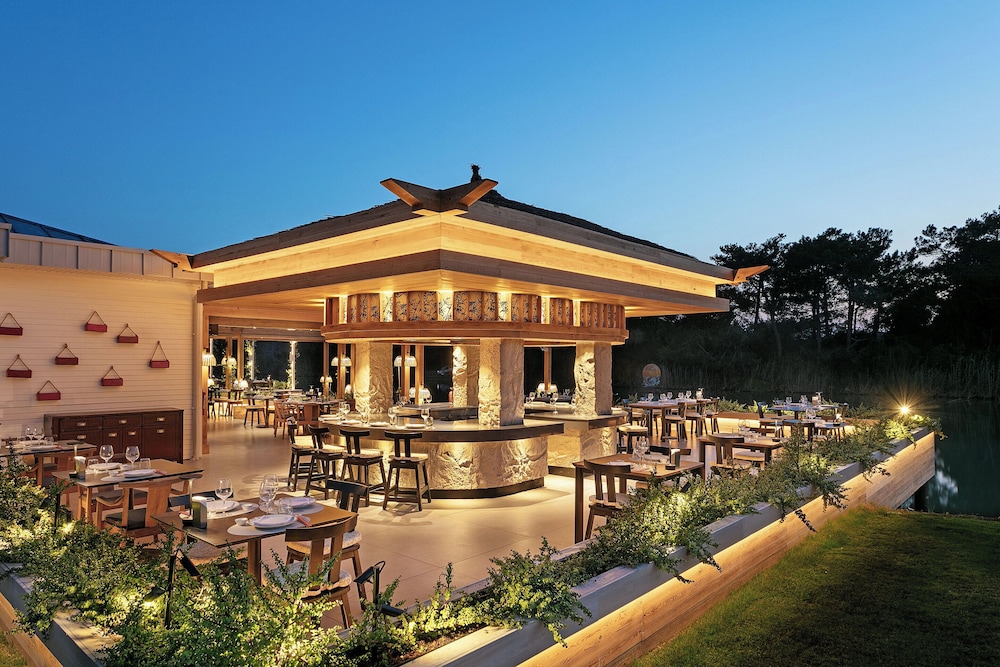 Titanic Deluxe Golf Belek — Restaurant in Belek