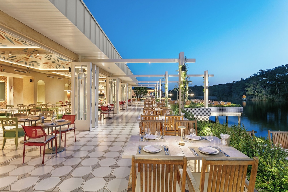 Titanic Deluxe Golf Belek — Restaurant in Belek