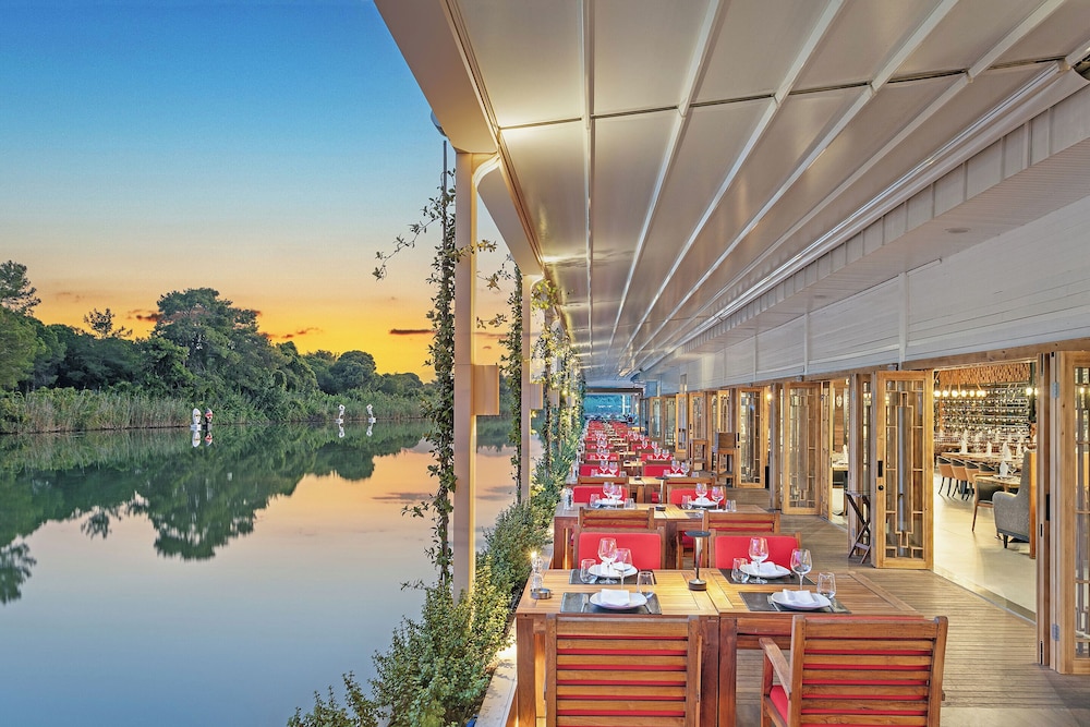 Titanic Deluxe Golf Belek — Restaurant in Belek