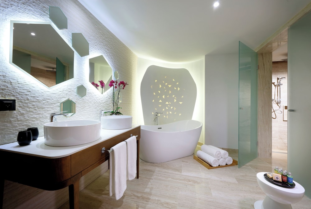 TRS Coral Hotel - Adults Only - All Inclusive — Rooms in Playa Mujeres, Quintana Roo