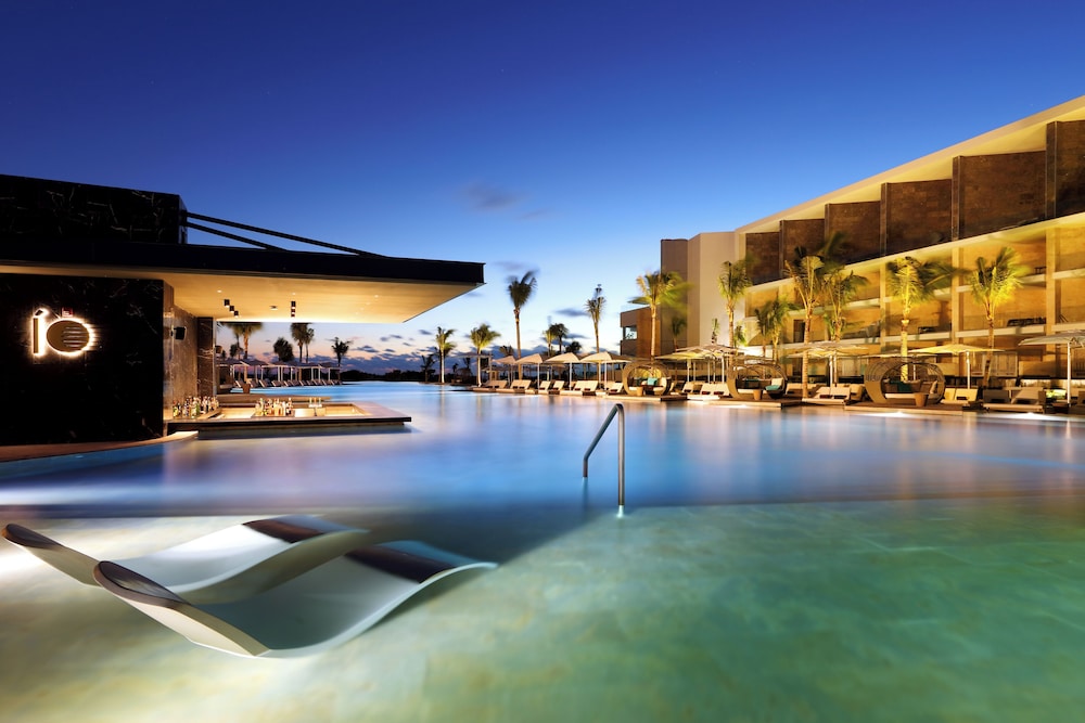 TRS Coral Hotel - Adults Only - All Inclusive — Pool in Playa Mujeres, Quintana Roo