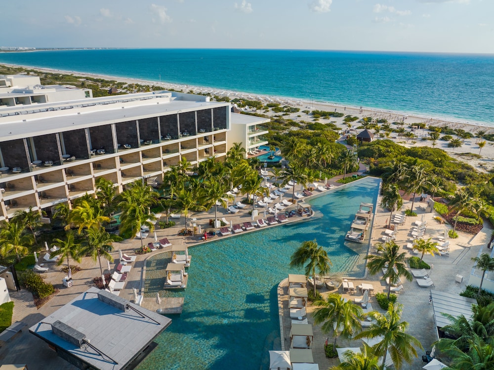 TRS Coral Hotel - Adults Only - All Inclusive — Outdoor in Playa Mujeres, Quintana Roo