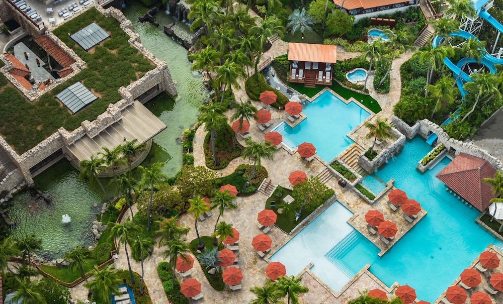 Hyatt Regency Aruba Resort and Casino — Swimming pool in Noord, Aruba