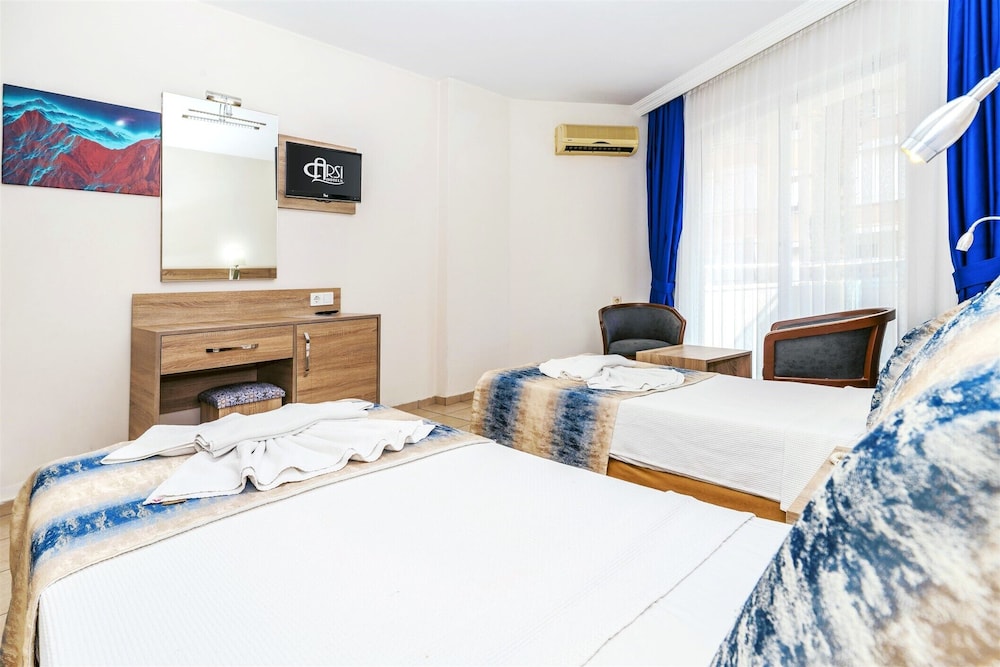 Kleopatra Arsi Hotel — Hotel rooms in Alanya