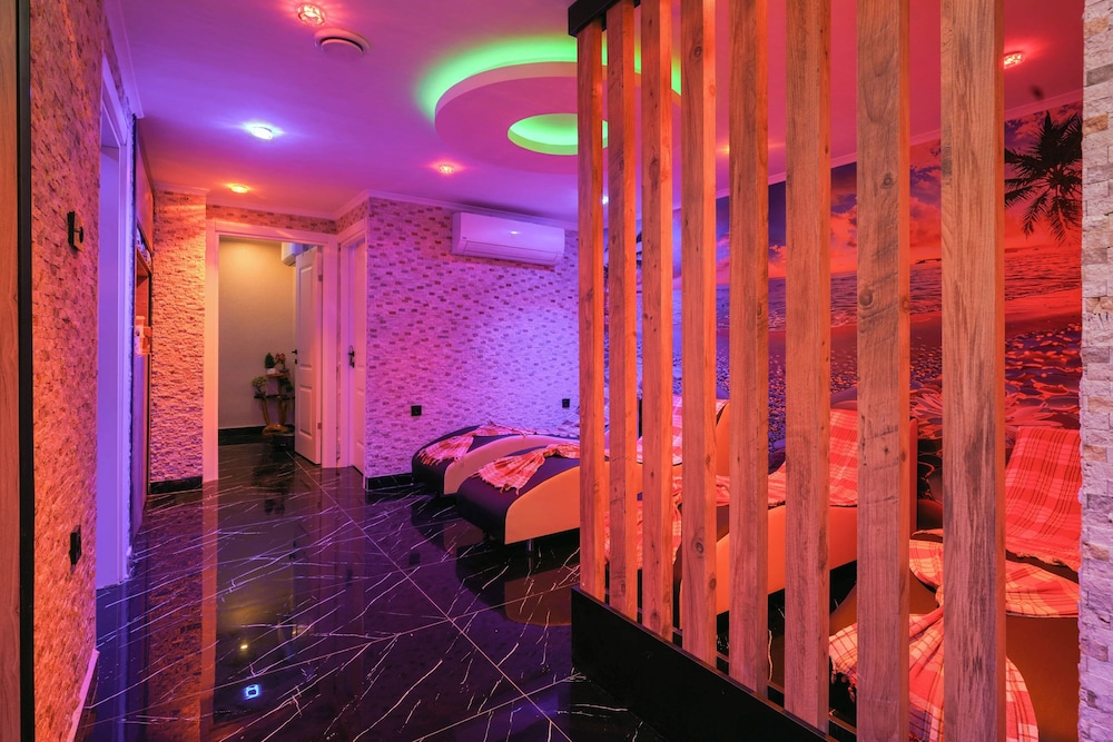 Kleopatra Arsi Hotel — Spa in Alanya