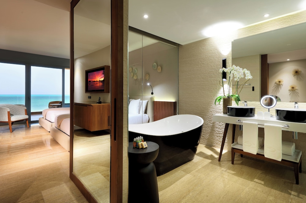 Grand Palladium Select Costa Mujeres - All Inclusive — Hotel rooms in Playa Mujeres, Quintana Roo