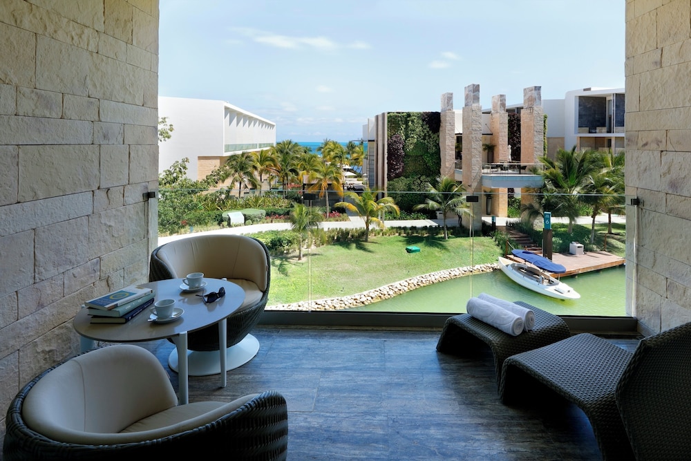 Grand Palladium Select Costa Mujeres - All Inclusive — Hotel rooms in Playa Mujeres, Quintana Roo